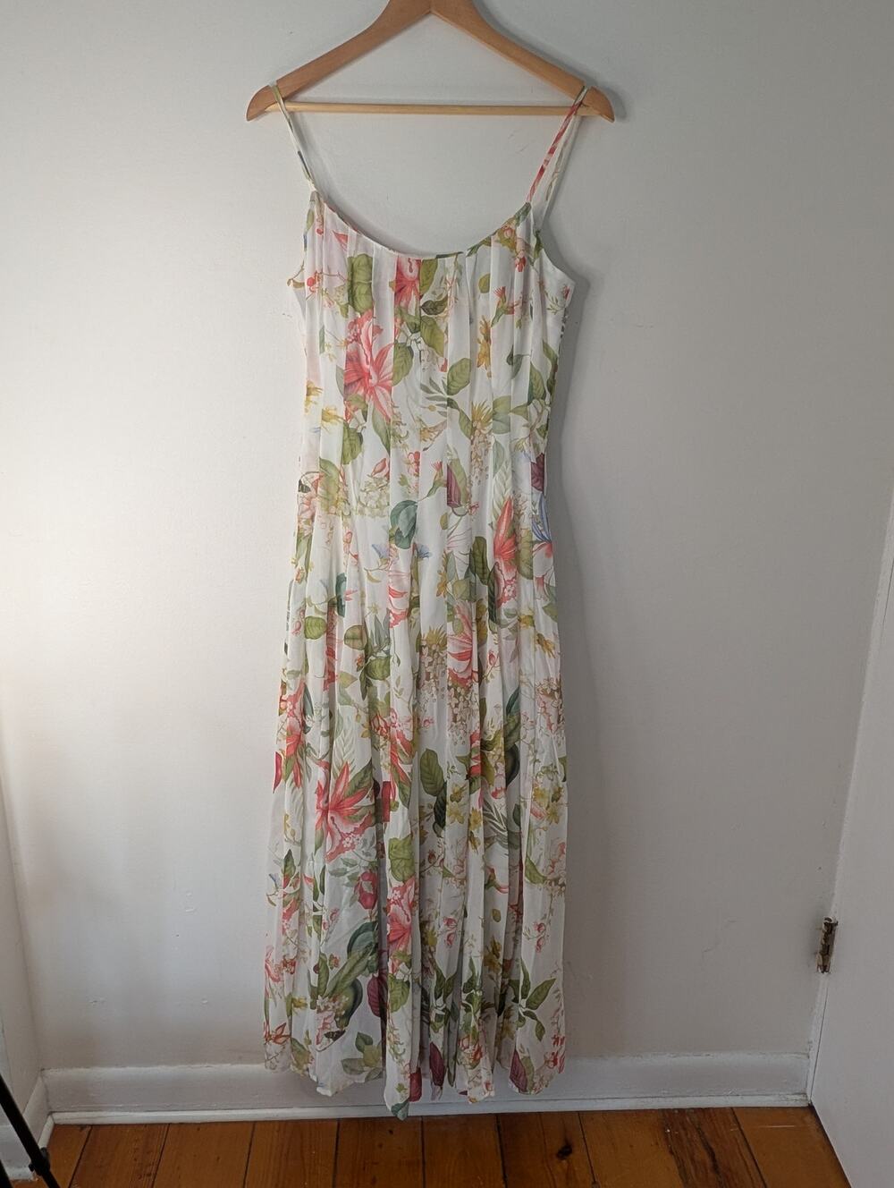 Floral Print Pleated Maxi Dress Medium Spaghetti Strap